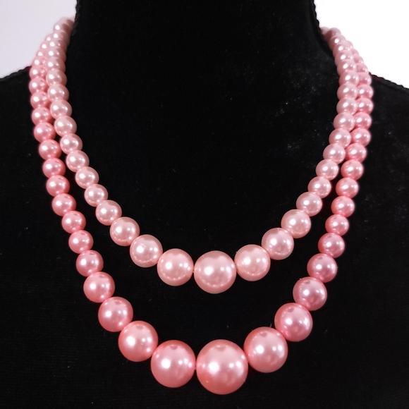 Vintage Faux Pearl Necklace Tiered Graduated Barbie Pink Wilma Costume Jewelry - Picture 2 of 7